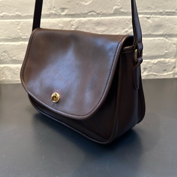 COACH Vintage City Bag 9790 Crossbody Mahogany Brown handcrafted in México - Picture 5 of 15